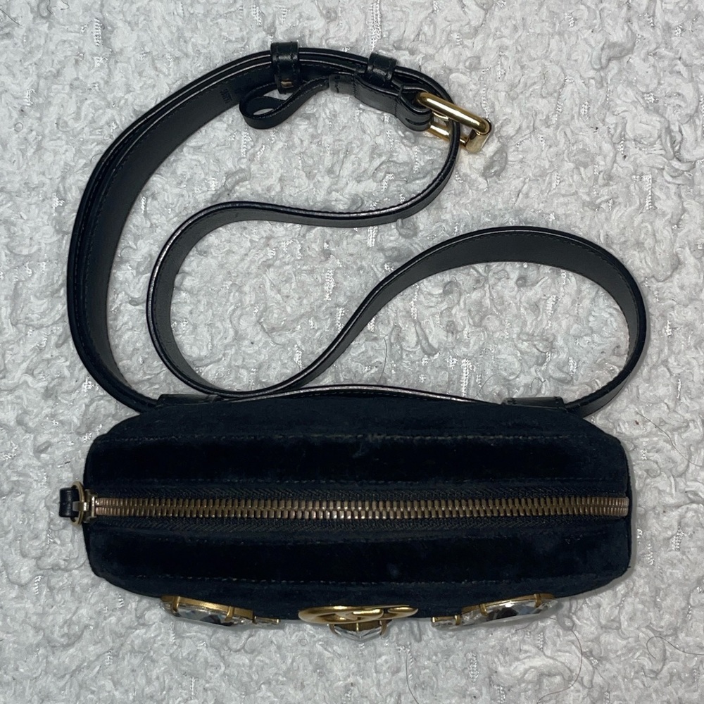 Gucci Marmont Chevron Quilted Velvet Crystal Belt Chest Bag in Black 476434 - Picture 11 of 17